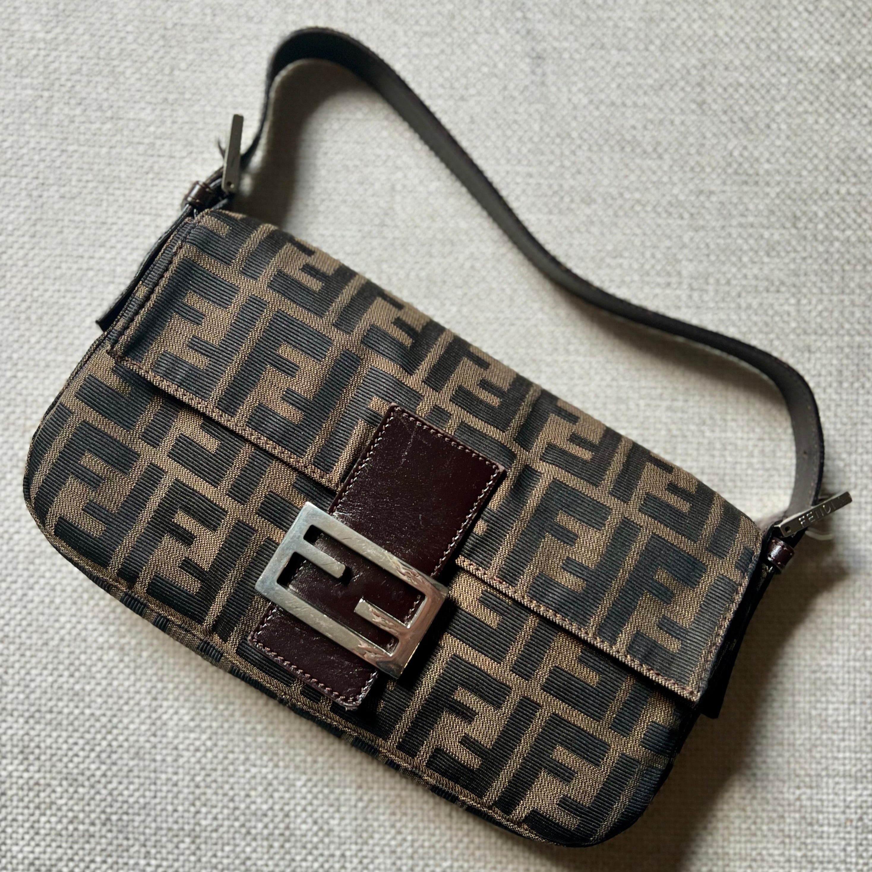 Fendi Baguette Vintage brown zucca