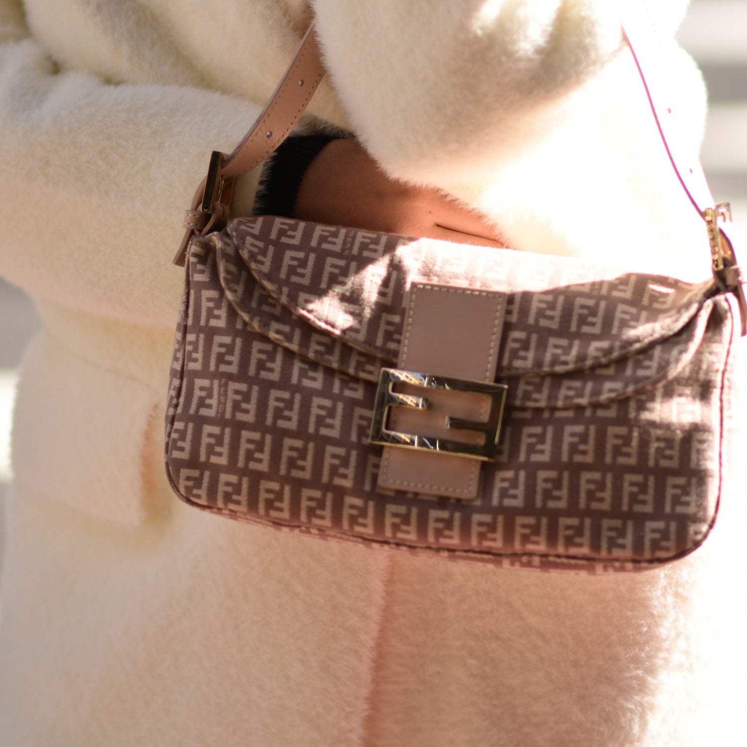 Pink Fendi Zucchino Handbag – Designer Revival